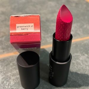 Laura Geller NY lipstick